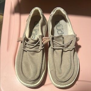 Hey Dude women’s Casual Shoes - light pink